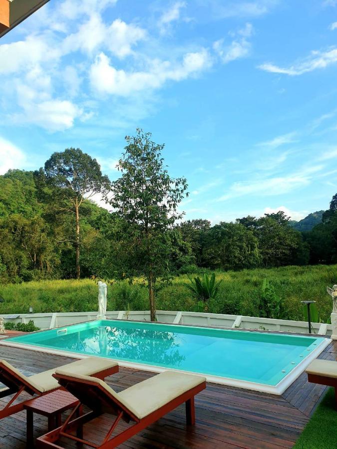 Chateau De Luxi Khao Yai - ชาโตว์ เดอ ลูซี่ เขาใหญ่ Villa Mu Si Luaran gambar